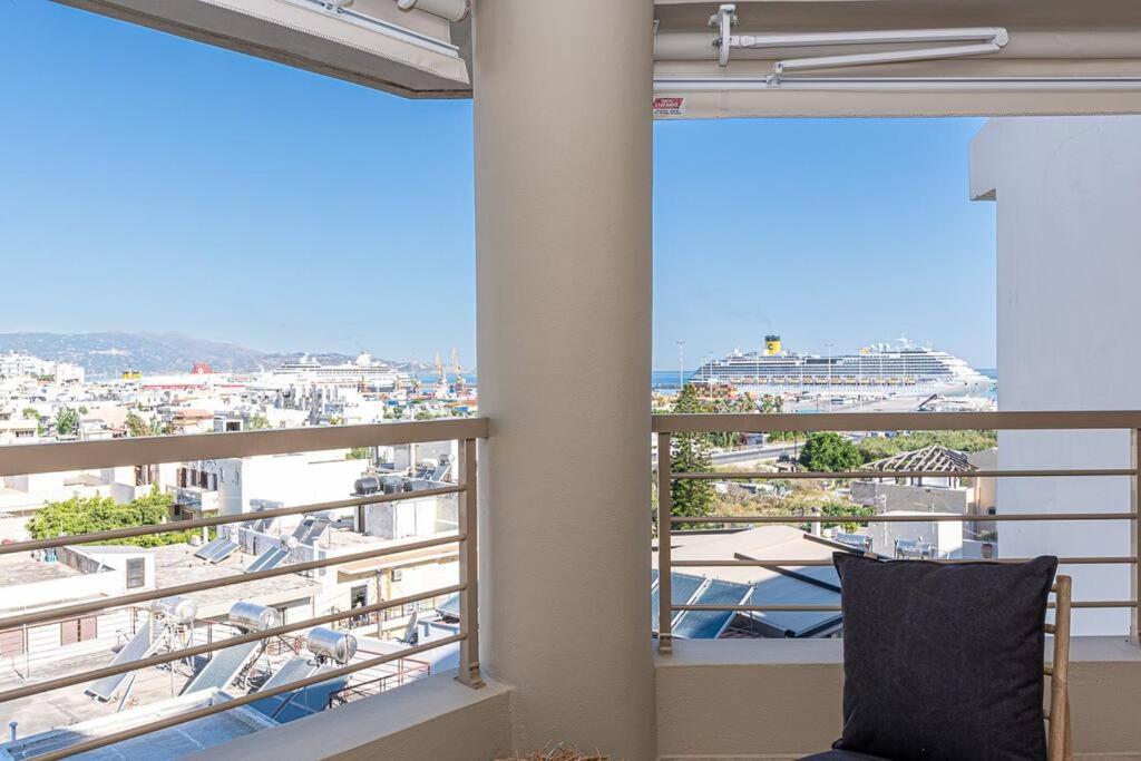 Nh Urban Living In Nea Alikarnassos Apartment Heraklion  Exterior photo