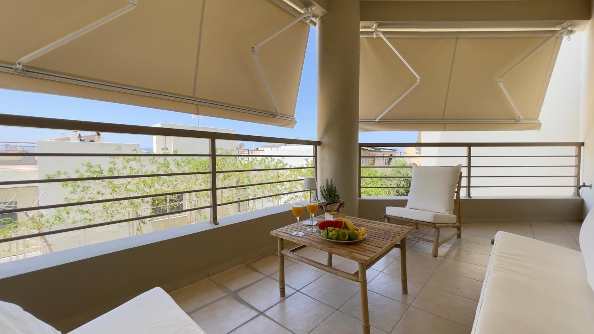 Nh Urban Living In Nea Alikarnassos Apartment Heraklion  Exterior photo
